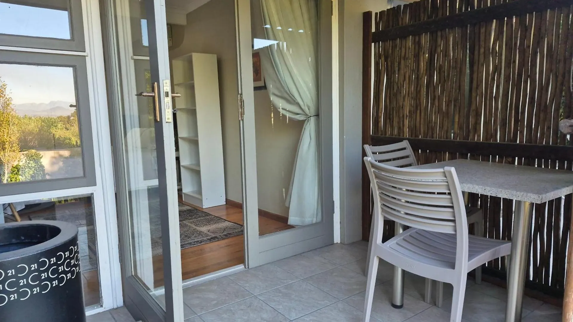 Mistys Apartment Durbanville 0*,  South Africa