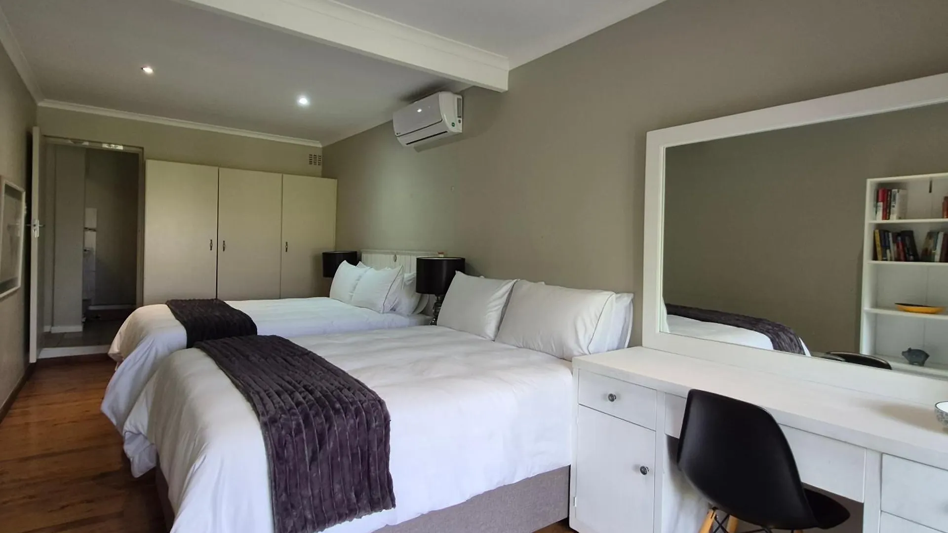 Mistys Apartment Durbanville South Africa